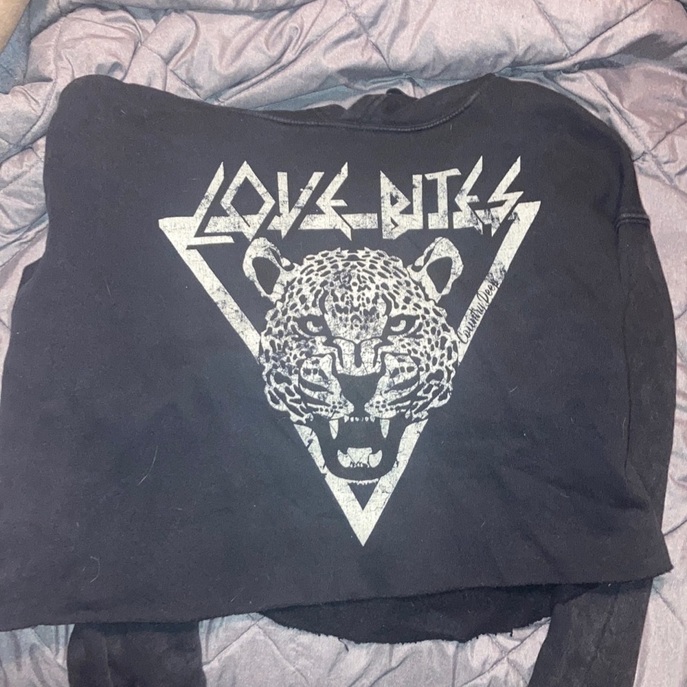 Cropped hoodie